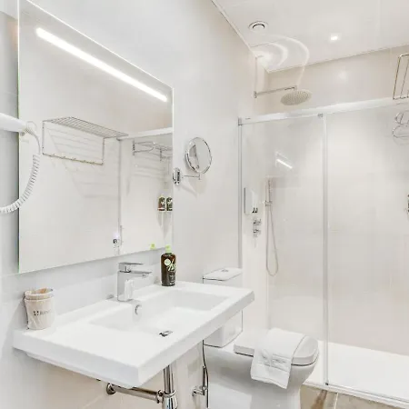 Limehome Calle Ancha Del Carmen - Digital Access Aparthotel