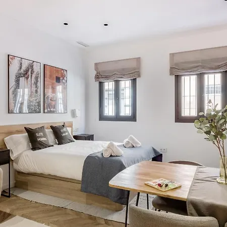Aparthotel Limehome Calle Ancha Del Carmen - Digital Access 3*
