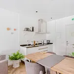 Limehome Calle Ancha Del Carmen - Digital Access Aparthotel