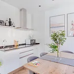 Limehome Calle Ancha Del Carmen - Digital Access Aparthotel 4*